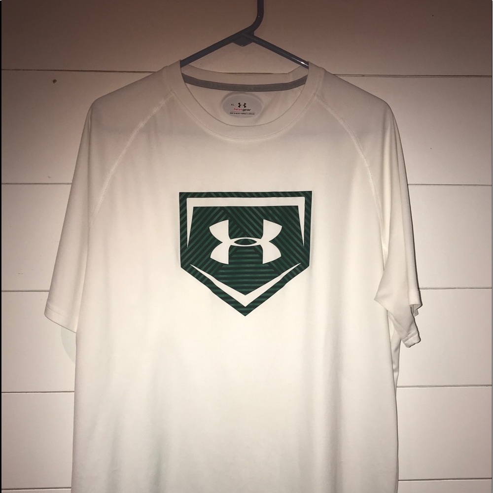 Men’s under heat gear t shirt